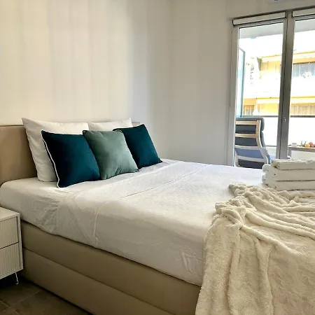 Elegant 2 Bedroom With Big Terrace And Garage * 滨海卡涅