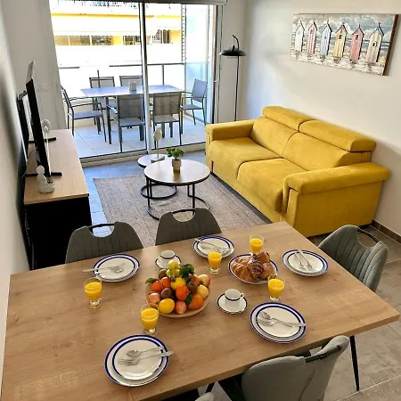 Elegant 2 Bedroom With Big Terrace And Garage * 滨海卡涅