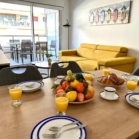 Elegant 2 Bedroom With Big Terrace And Garage 公寓 滨海卡涅