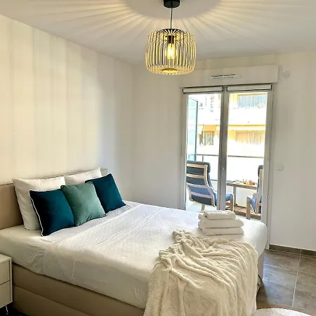 Elegant 2 Bedroom With Big Terrace And Garage *